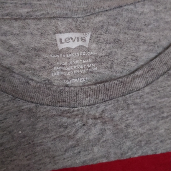 Levis tee - Picture 3 of 3